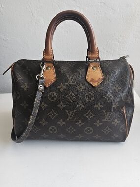Louis Vuitton Monogram Speedy 25 Satchel in Brown